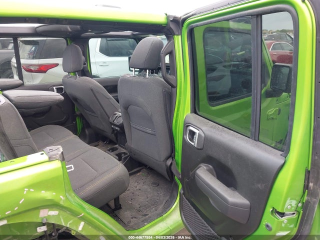 Jeep Wrangler 4-door Summit 4x4