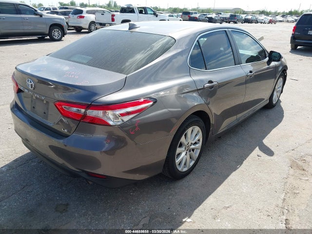 Toyota Camry Le