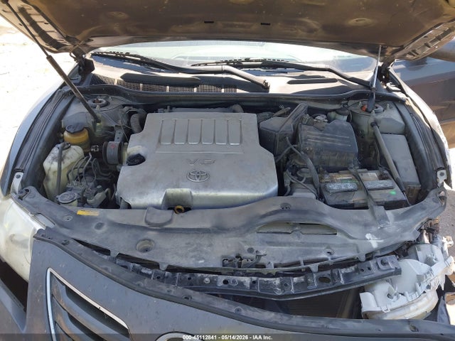 Toyota Camry Xle V6