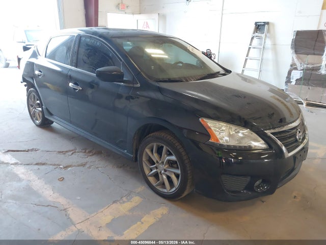 Salvage Nissan Sentra Image