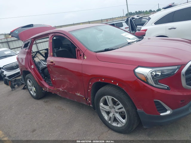 Salvage GMC Terrain Image