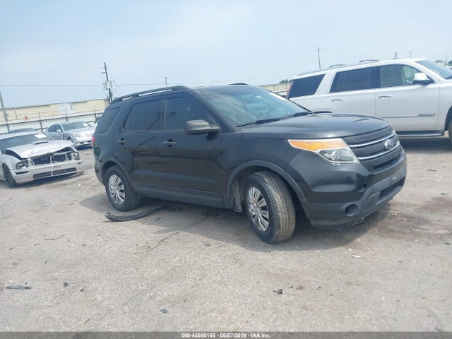 Salvage Ford Explorer Image