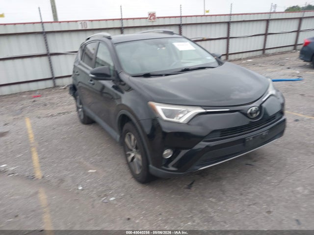 Salvage Toyota RAV4 Image