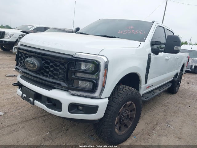 Ford F-250 Lariat