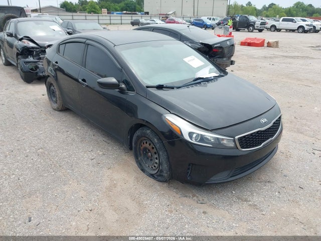Salvage Kia Forte Image