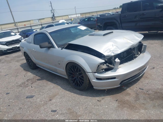 Salvage Ford Mustang Image