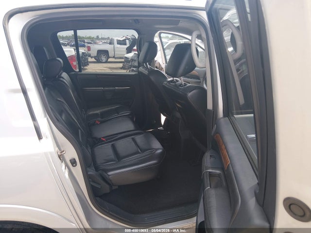 Nissan Armada Sl