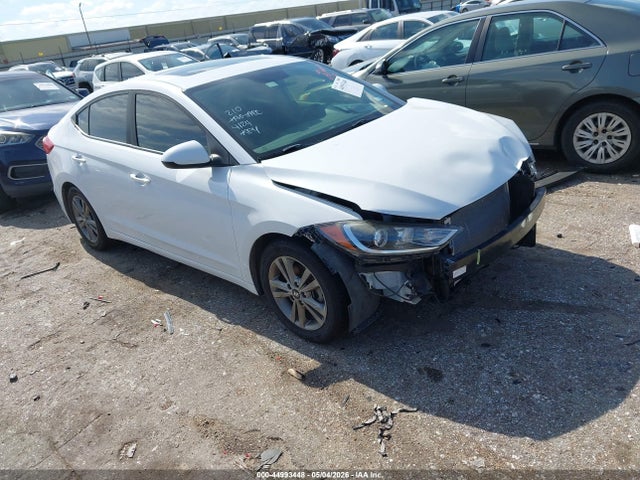 Salvage Hyundai ELANTRA Image