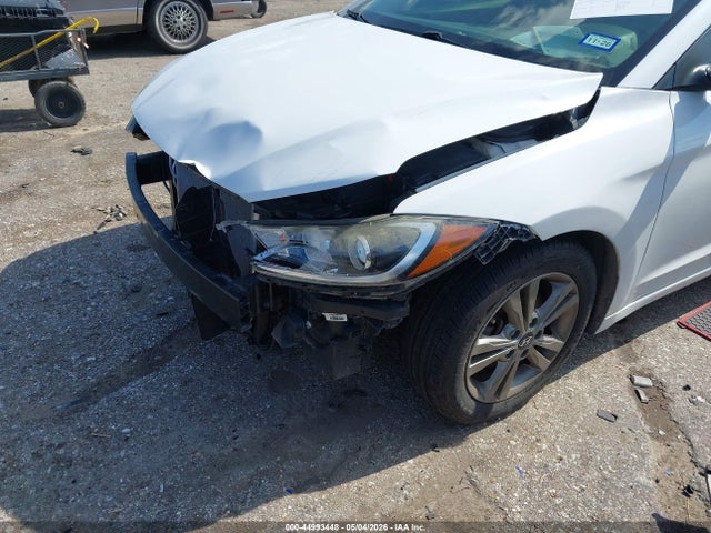 Hyundai ELANTRA Value Edition