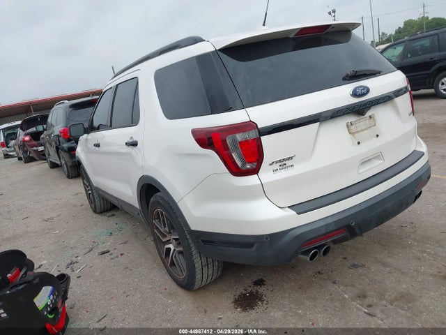 Ford Explorer Sport