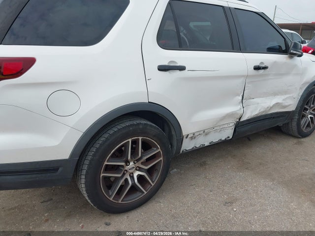 Ford Explorer Sport