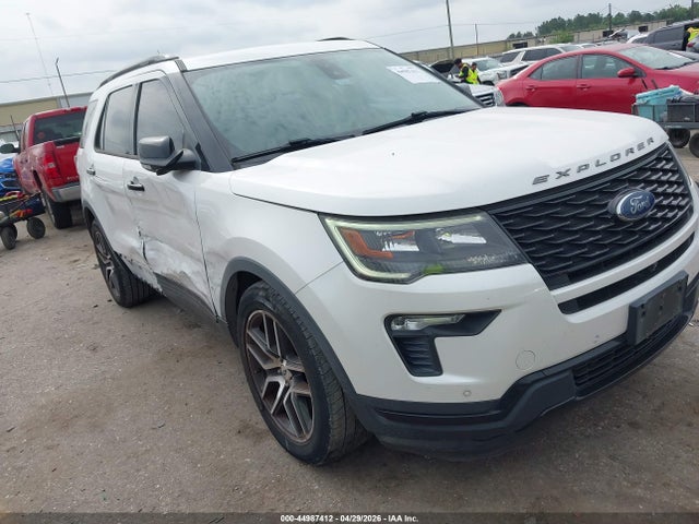 Salvage Ford Explorer Image