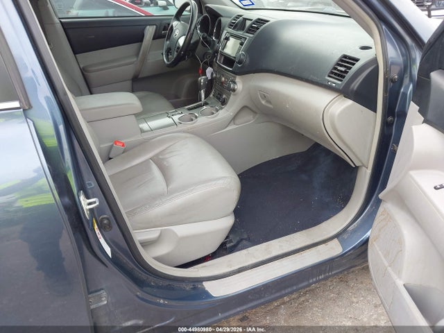 Toyota Highlander Se V6