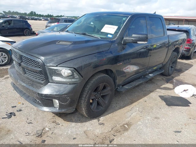 Ram 1500 Night  4x4 5'7 Box