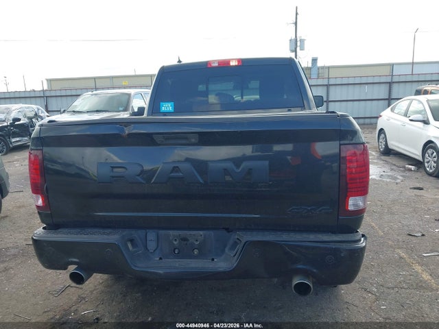 Ram 1500 Night  4x4 5'7 Box