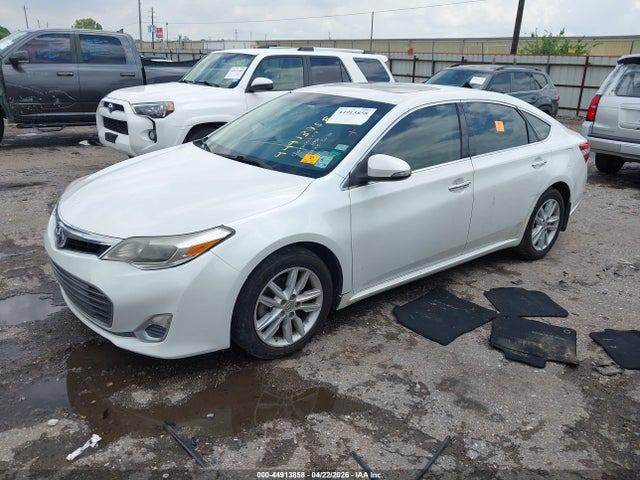 Toyota Avalon Xle Premium