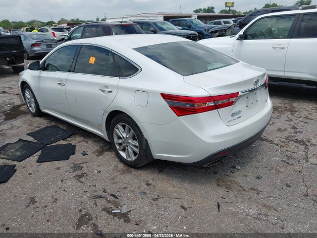 Toyota Avalon Xle Premium