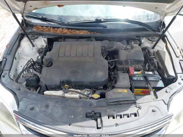 Toyota Avalon Xle Premium