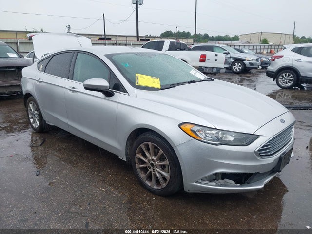 Salvage Ford Fusion Image