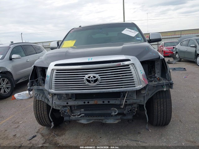 Toyota Tundra Limited 5.7l V8