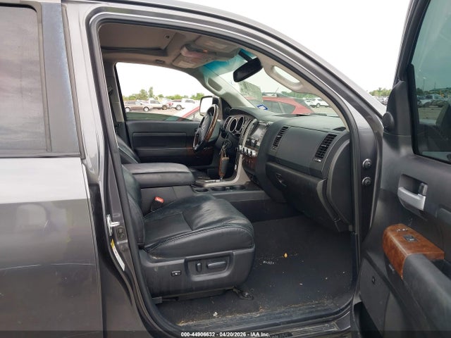 Toyota Tundra Limited 5.7l V8