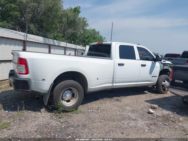Ram 3500 Tradesman  4x2 8' Box