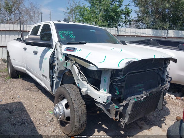 Salvage Ram 3500 Image