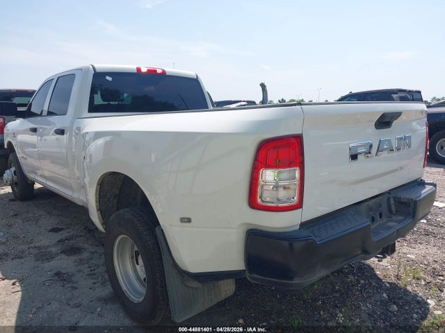 Ram 3500 Tradesman  4x2 8' Box