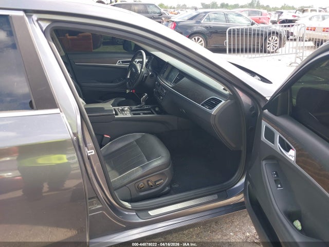 Hyundai Genesis 3.8