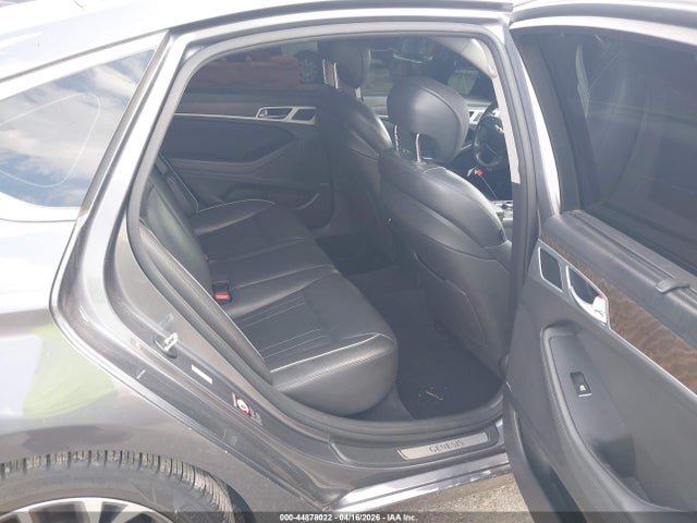 Hyundai Genesis 3.8