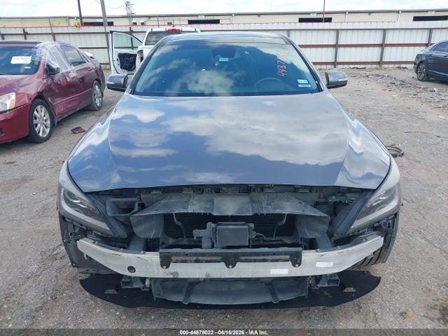 Hyundai Genesis 3.8