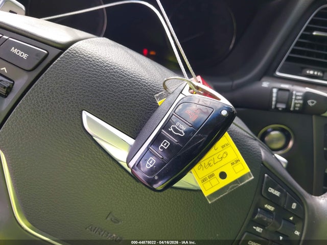 Hyundai Genesis 3.8