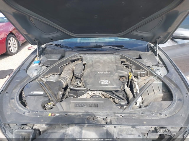 Hyundai Genesis 3.8