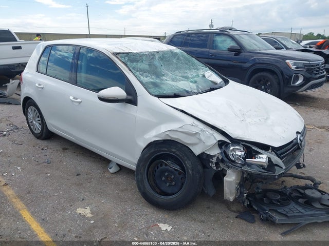 Salvage Volkswagen Golf Image