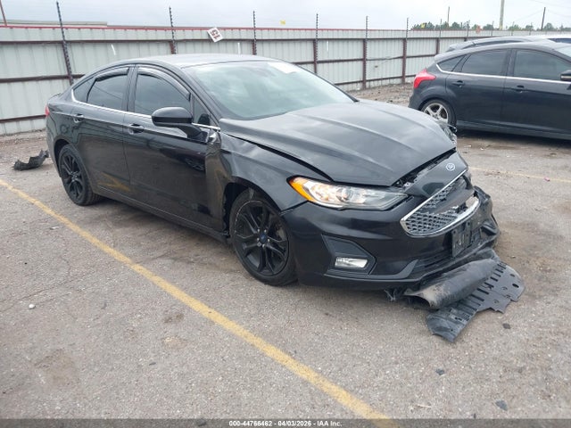 Salvage Ford Fusion Image