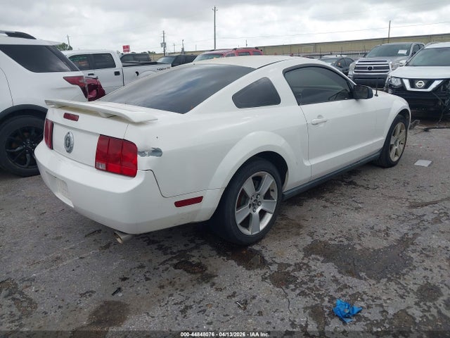 Ford Mustang V6