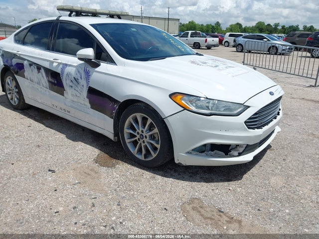 Salvage Ford Fusion Image