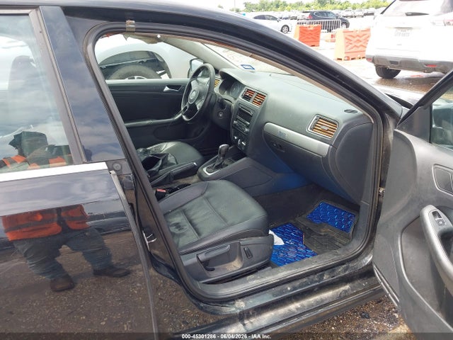 Volkswagen Jetta 2.5l Se
