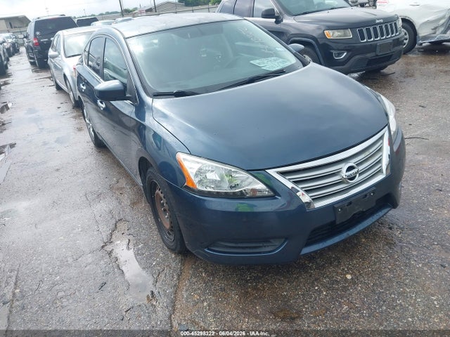 Salvage Nissan Sentra Image