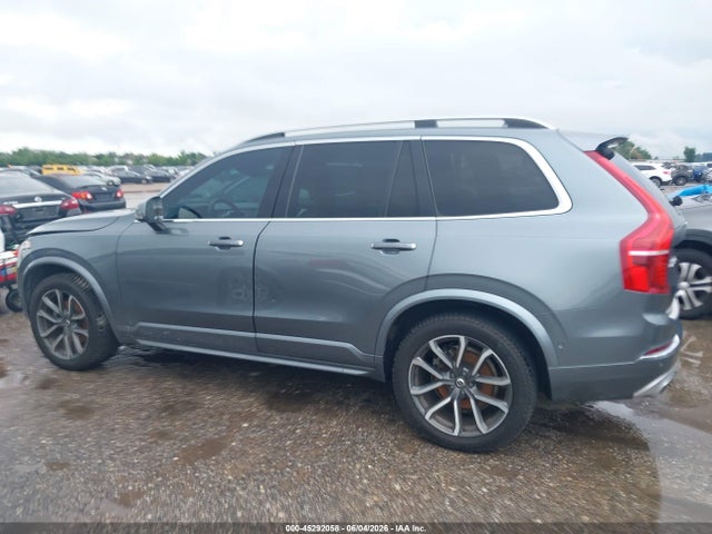 Volvo XC90 T6 Momentum