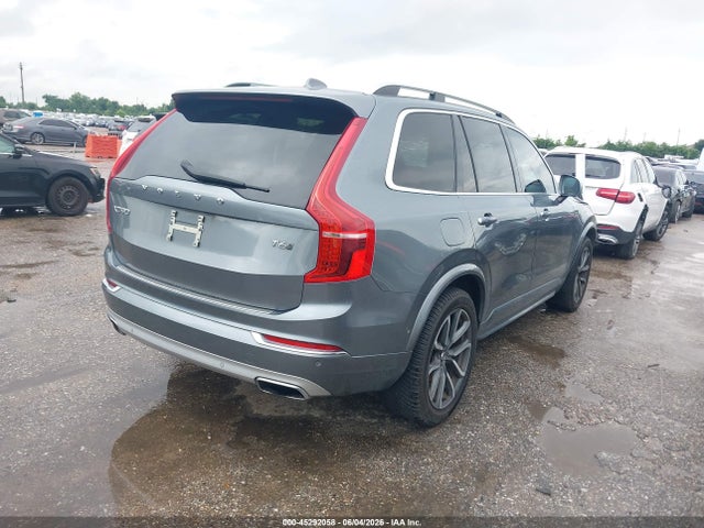 Volvo XC90 T6 Momentum