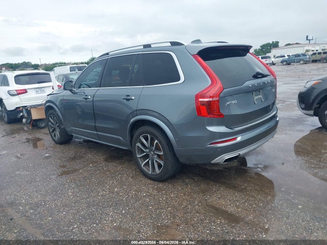 Volvo XC90 T6 Momentum