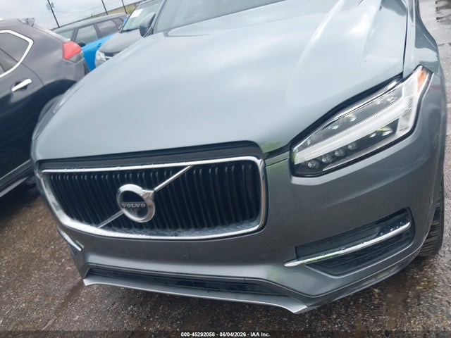 Volvo XC90 T6 Momentum