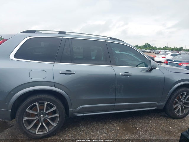 Volvo XC90 T6 Momentum