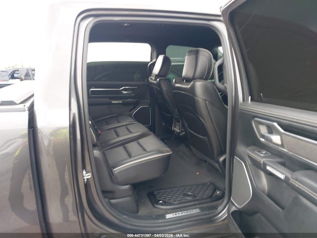 Ram 1500 Laramie  4x2 5'7 Box