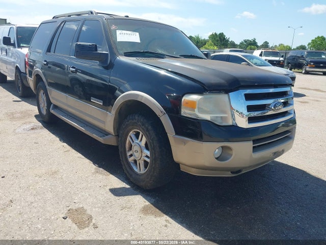 Salvage Ford Expedition Image