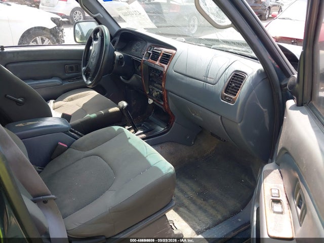 Toyota 4Runner Sr5 V6