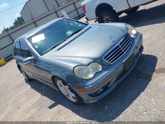 Salvage Mercedes-Benz C-Class Image