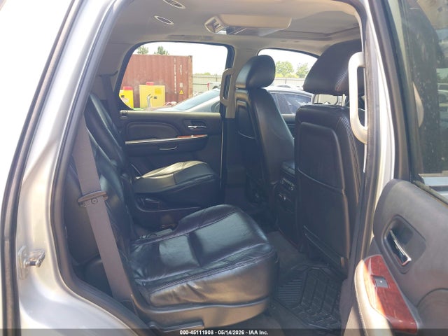Cadillac Escalade Premium