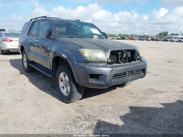 Salvage Toyota 4Runner Image